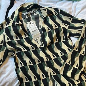 NWT Zara Geometric Pattern Button Up Blouse